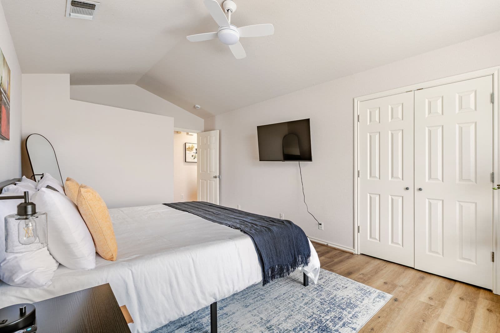 Master bedroom, closet view