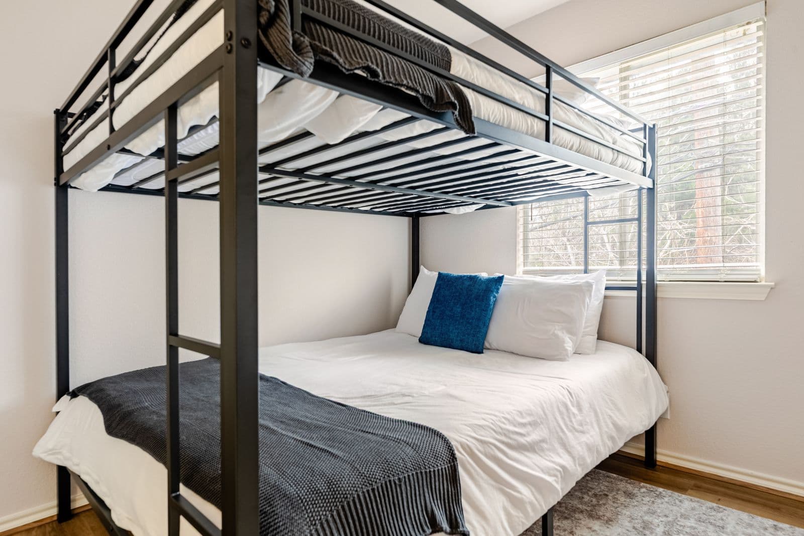 Guest bedroom 1, window view